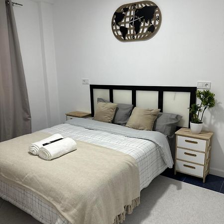 Rooms Mediavilla Madrid Esterno foto